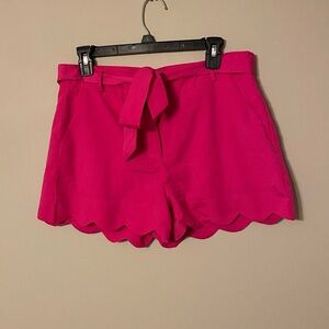 Gianni Bini Hot Pink Scalloped Hem Women's Shorts Size Medium